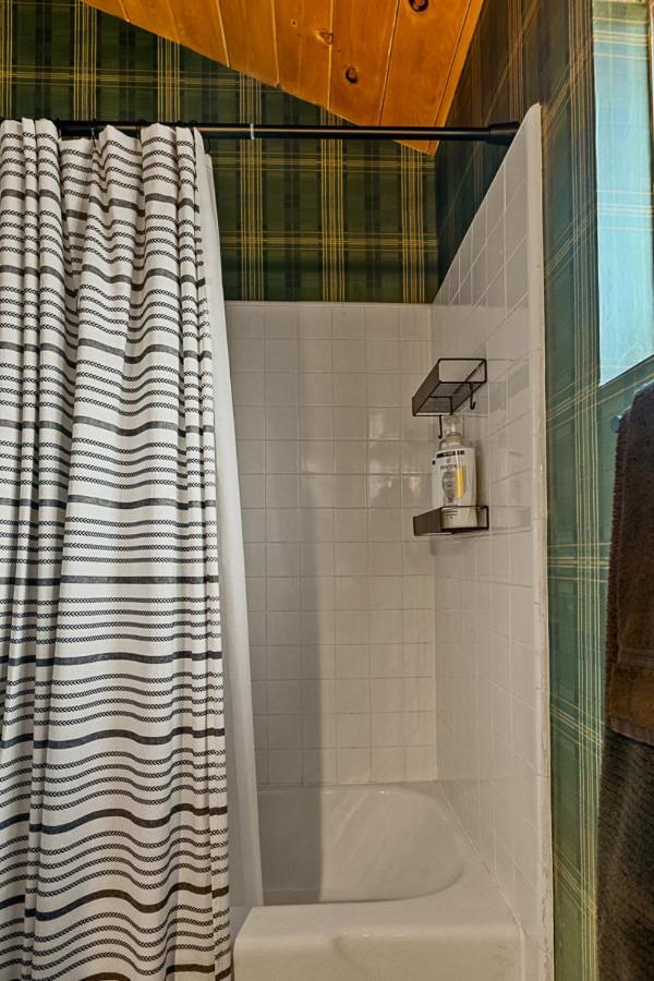Romantic & Family Friendly Chalet In The Woods Lake Arrowhead Bagian luar foto